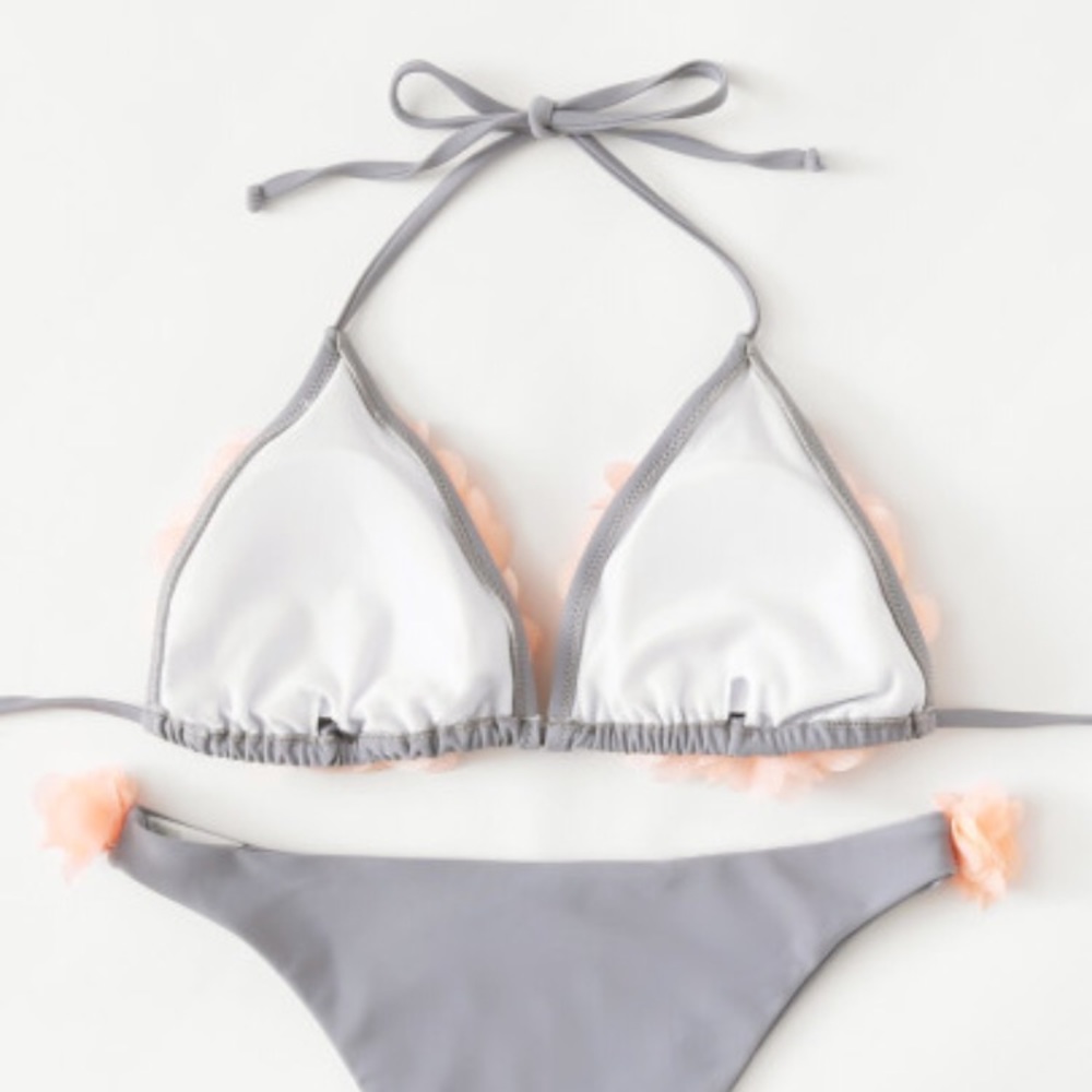 🆑 LAST ONE! Flower bikini set - Picture 3 of 7